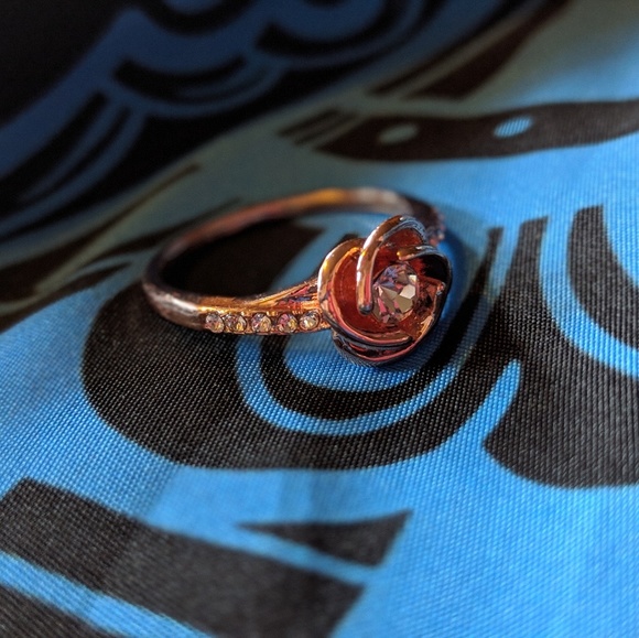 Ring - Picture 4 of 8